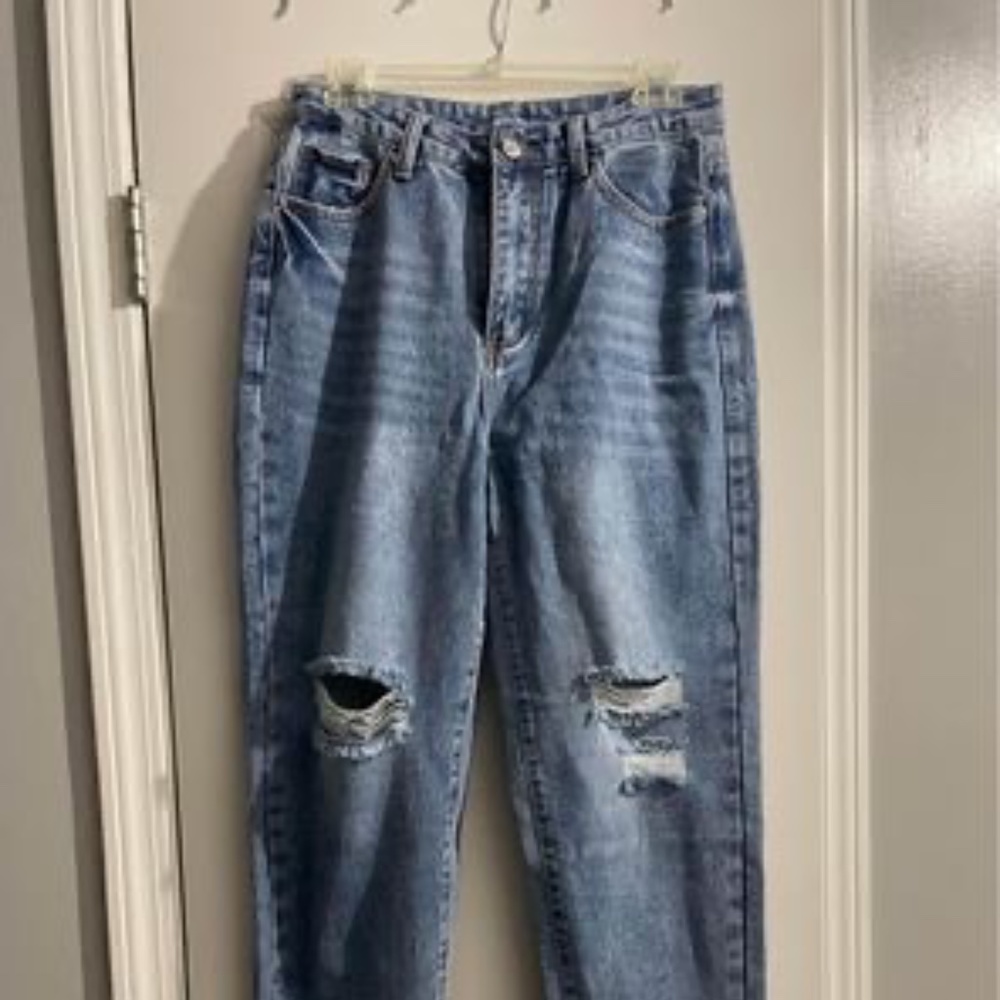 Straight leg no stretch high wasted jeans